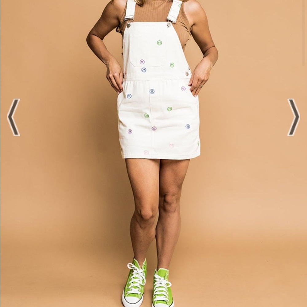 Storia White Smiley Overalls